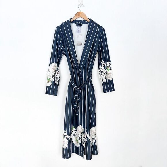 Privacy Made In Portugal Women’s Stripe Floral Long Length Long Sleeve Robe - Picture 1 of 10